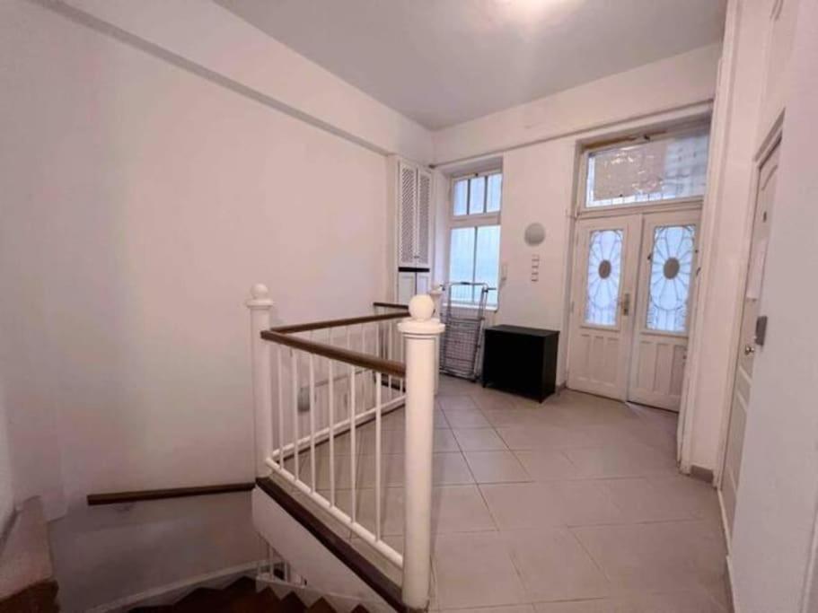 A13 Parliament Sunflower Cozy Apartment Budapest Eksteriør billede